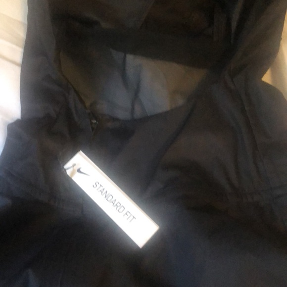 Nike Tech Pack Packable Reflective Running Jacket - Picture 12 of 15